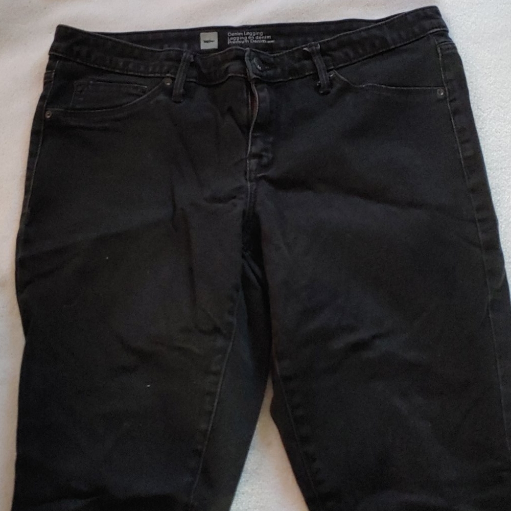 Black jeggings